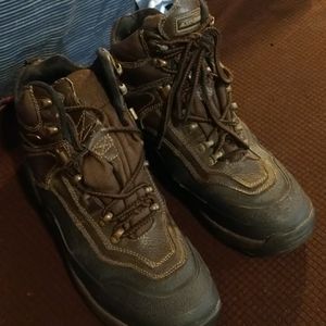 Explorer boots